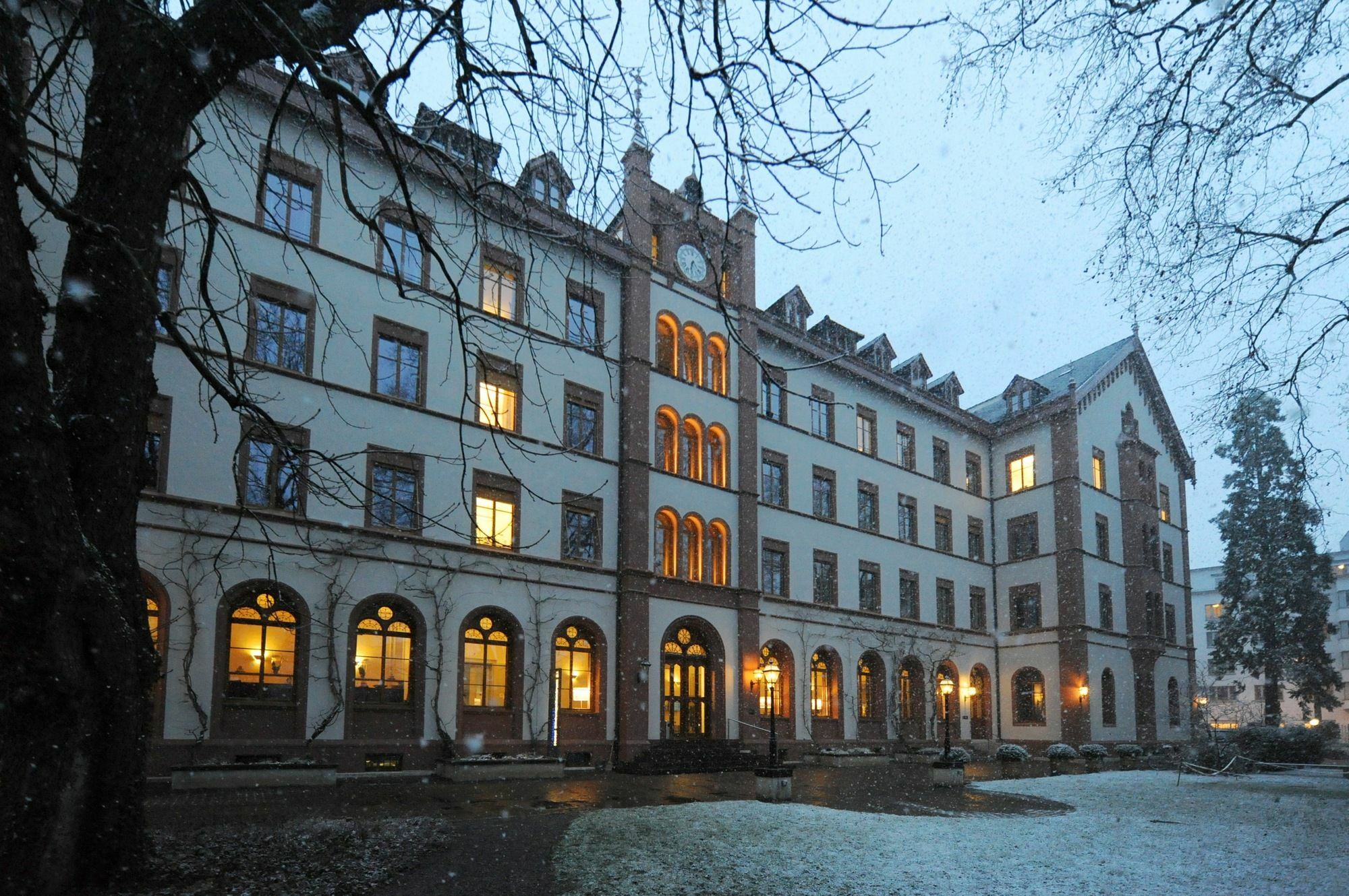 Odelya - Stadthotel Im Park Basel Exterior photo